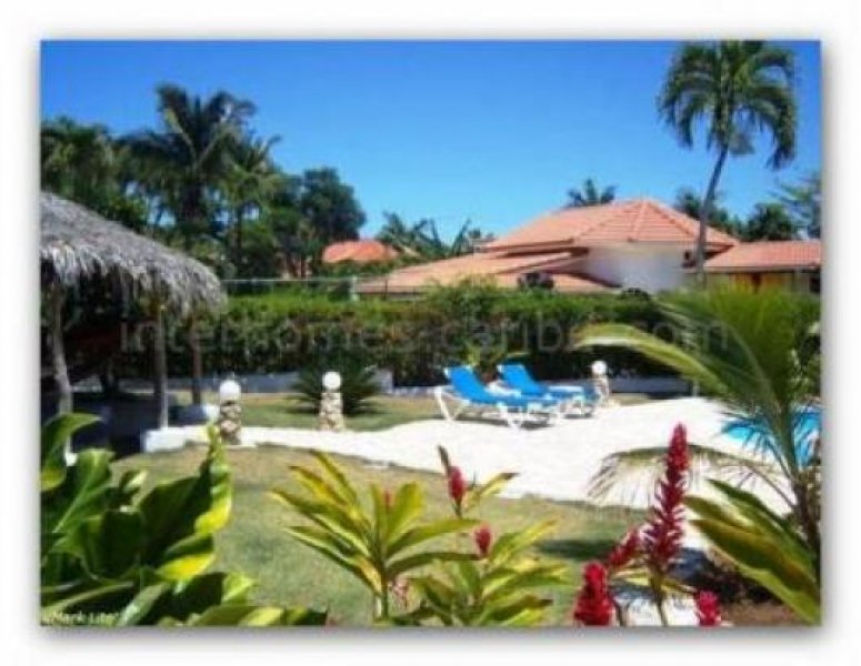 Sosúa/Dominikanische Republik Sosúa: Komplett neu renovierte Villa mit 95 m² (1022 sqft) Wohnfläche auf 746 m² (8027 sqft) Grundstück mit Pool in Haus