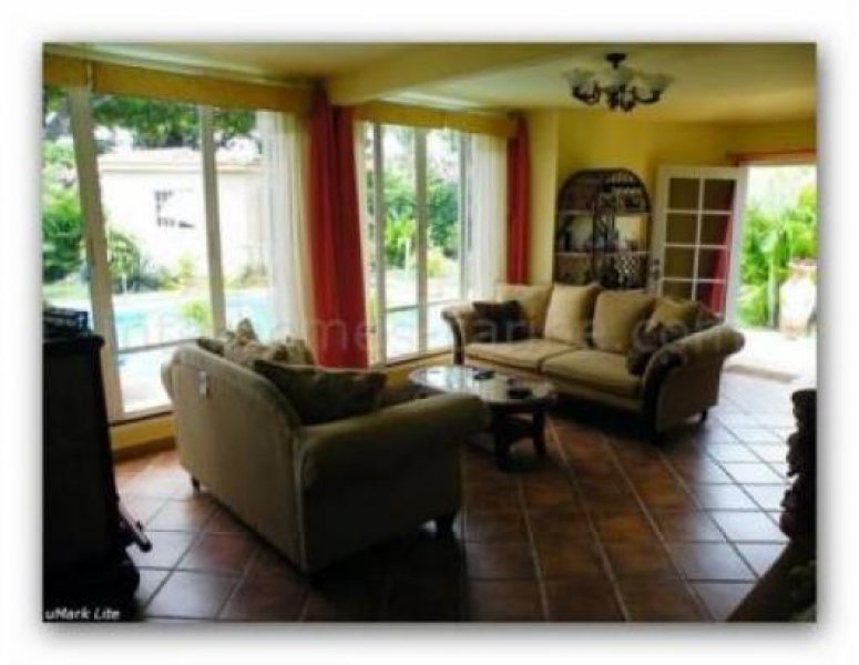 Sosúa/Dominikanische Republik Sosúa: schöne Villa in einer kleinen beliebten Wohnanlage mit Sicherheitsdienst. Erst kürzlich neu renoviert. Mit Pool, und