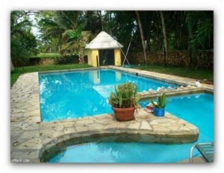 Sosúa/Dominikanische Republik Sosúa/Cabarete: Schöne Villa mit drei Schlafzimmern und Pool. Gelegen in einer ruhigen privaten Wohnanlage. Kurzer Fußweg bis