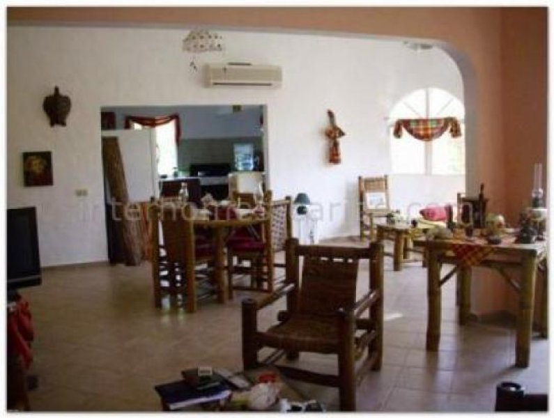 Sosúa/Dominikanische Republik Sosua: Haus mit 150 m² (1 614 sqft) Wohnfläche, drei Schlafzimmer, drei Bäder auf 800 m² (8 608 sqft) Grundstück mit Pool