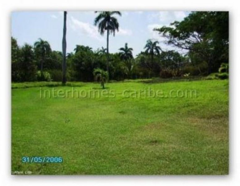 Sosúa/Dominikanische Republik Sosua: Villa mit 168 m² (1 808 sqft) Wohnfläche auf 800 m² (8 608 sqft) Grundstück, vier Schlafzimmer, ein Bad und Pool in 