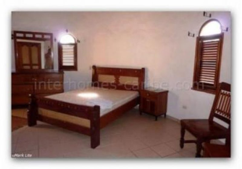 Sosúa/Dominikanische Republik Sosua: Villa mit 215 qm (2300 sqft)Wohnfläche, drei Schlafzimmer, vier Bäder mit Pool in privater Wohnanlage mit Meerblick. 