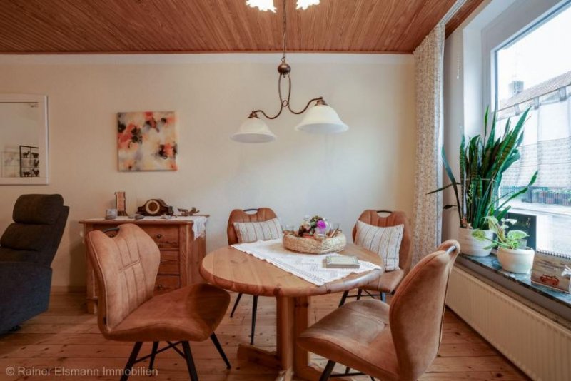 Emmerich am Rhein Elten: Reihenmittelhaus zum Auffrischen als Start ins erste Eigenheim Haus kaufen