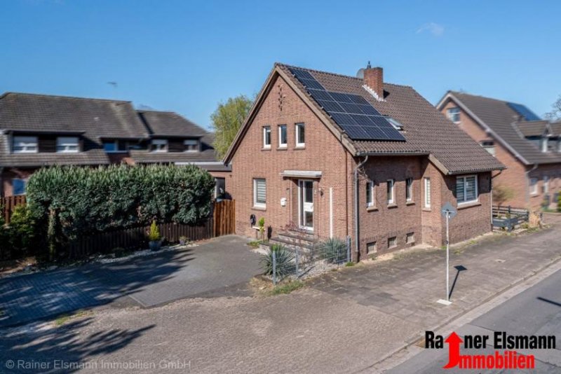 Emmerich am Rhein Emmerich-Hüthum: Freistehendes Einfamilienhaus mit Garten und Möglichkeit zum ebenerdigen Wohnen Haus kaufen