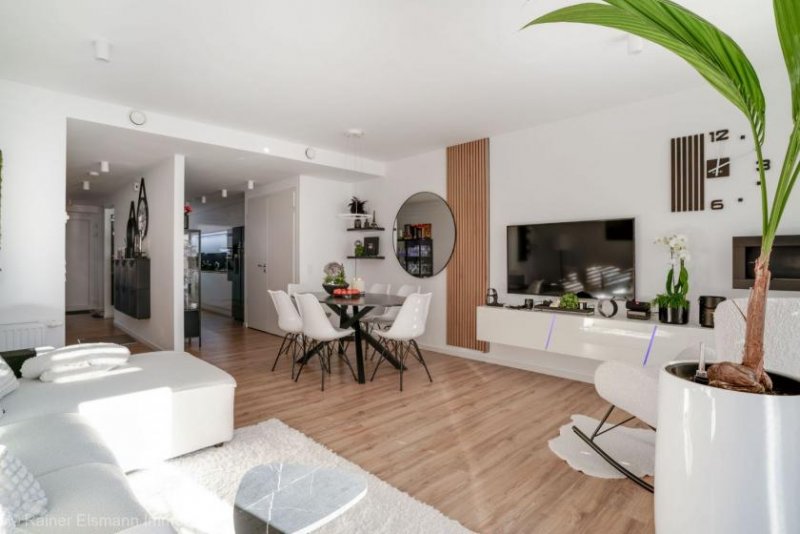 Emmerich am Rhein Emmerich: Reihenmittel-Passivhaus in Klimaschutzsiedlung in zentraler Lage Haus kaufen