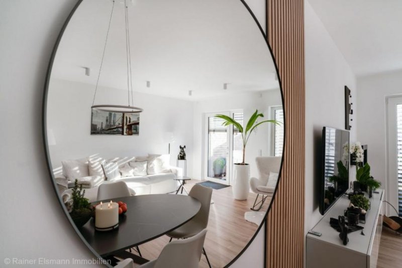 Emmerich am Rhein Emmerich: Reihenmittel-Passivhaus in Klimaschutzsiedlung in zentraler Lage Haus kaufen