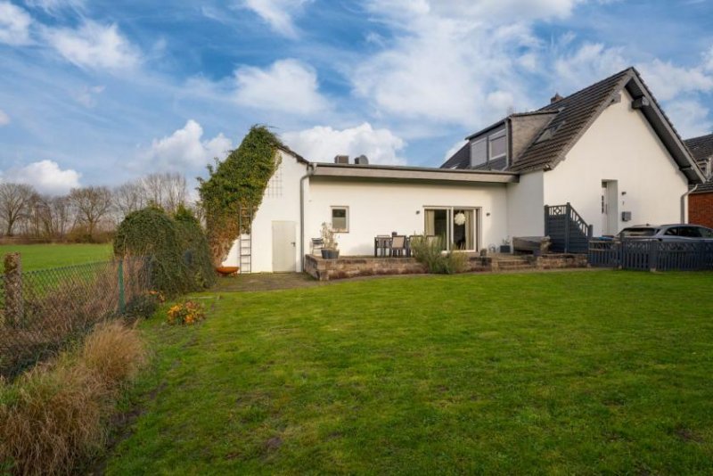 Emmerich am Rhein Vrasselt: Helle Doppelhaushälfte mit Südgarten und Feldblick Haus kaufen