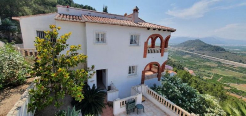 Oliva ***Sehr gepflegte 2 Schlafzimmer Villa, mit 2 Wohneinheiten in fantastischer Aussichtslage in Oliva*** Haus kaufen