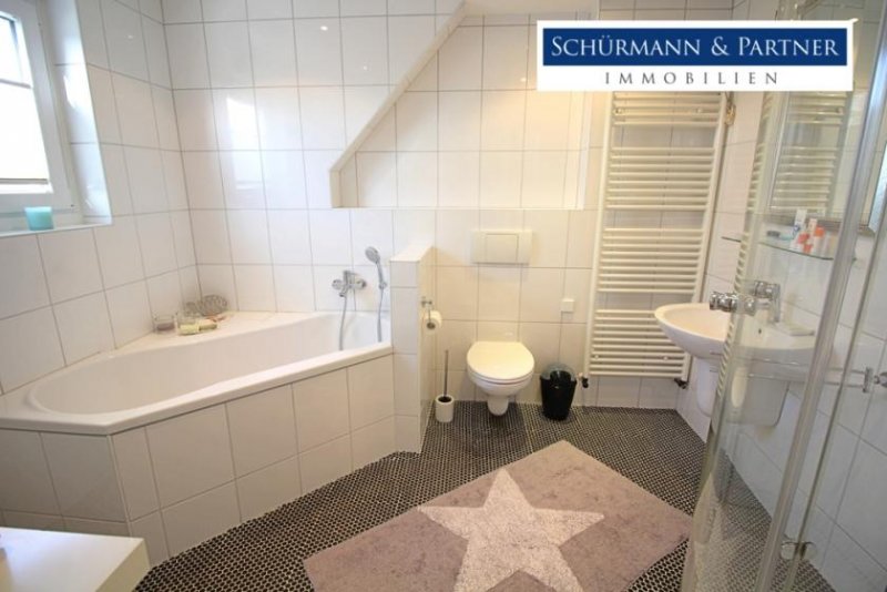 Neukirchen-Vluyn Modernisiertes & luxuriös ausgestattetes EFH | 135m² Wfl. | 4,5 Zi. | Bestlage von Neukirchen-Vluyn Haus kaufen