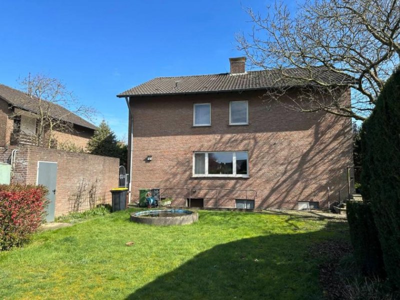 Kleve (Kreis Kleve) Geräumiges Einfamilienhaus im Herzen von 47533 Kleve-Rindern Haus kaufen