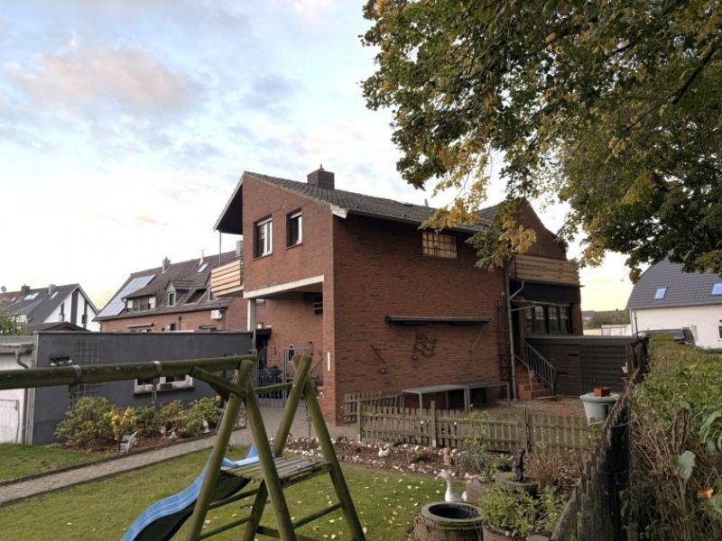 Kleve (Kreis Kleve) Großes Wohnhaus - vielseitig nutzbar - am Orteingang von Kleve-Griethausen! Haus kaufen