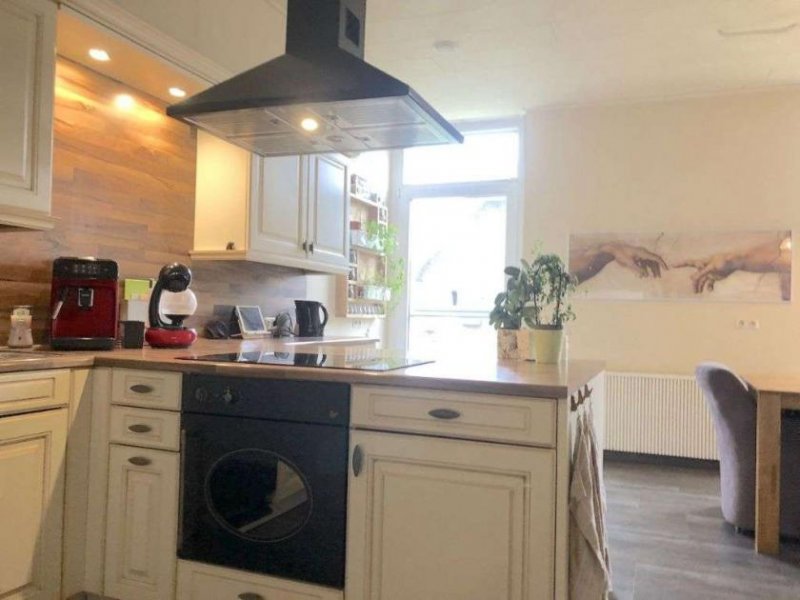 Kleve (Kreis Kleve) MASSIVES HAUS IN VERKEHRSGÜNSTIGER LAGE! ++ SMARTE AUSSTATTUNG ++ NEUE PHOTOVOLTAIK ANLAGE ++ Haus kaufen