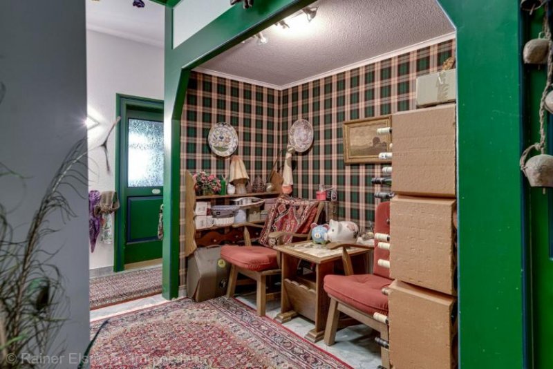 Bedburg-Hau Bedburg-Hau: Hof mit mehreren Wohneinheiten, Café, Scheune und großem Grundstück Haus kaufen