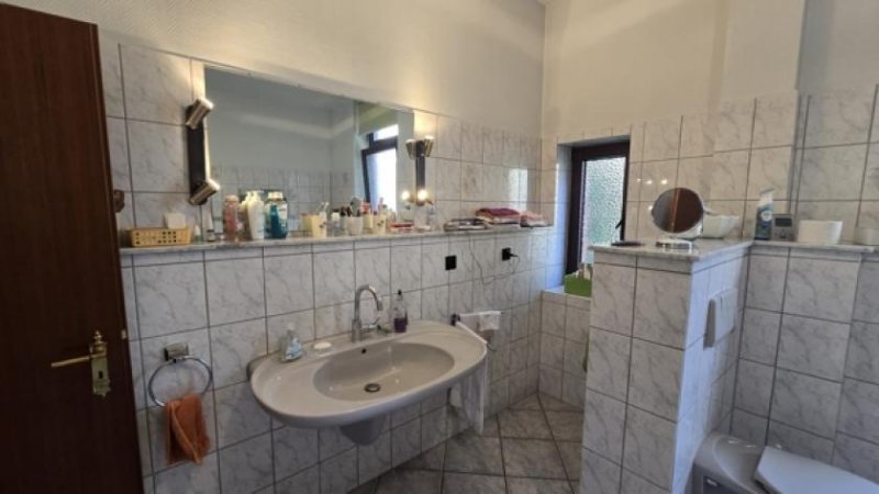Krefeld 157m2 große Charmante Eigentumswohnung mit Dachterrasse in bester Lage von Krefeld – Westwall Wohnung kaufen