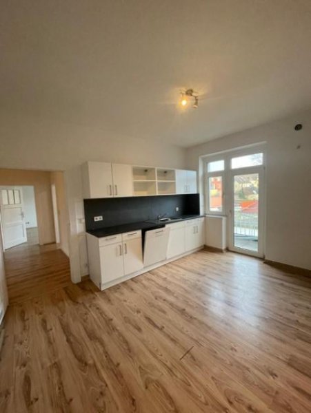 Krefeld RESERVIERT!!!!
Sehr Gepflegtes Mehrfamilienhaus mit soliden Mietverhältnissen im Zentrum Krefelds Haus kaufen