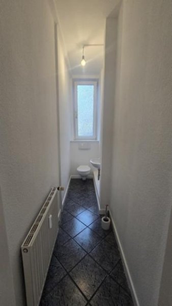 Krefeld RESERVIERT!!!!
Sehr Gepflegtes Mehrfamilienhaus mit soliden Mietverhältnissen im Zentrum Krefelds Haus kaufen