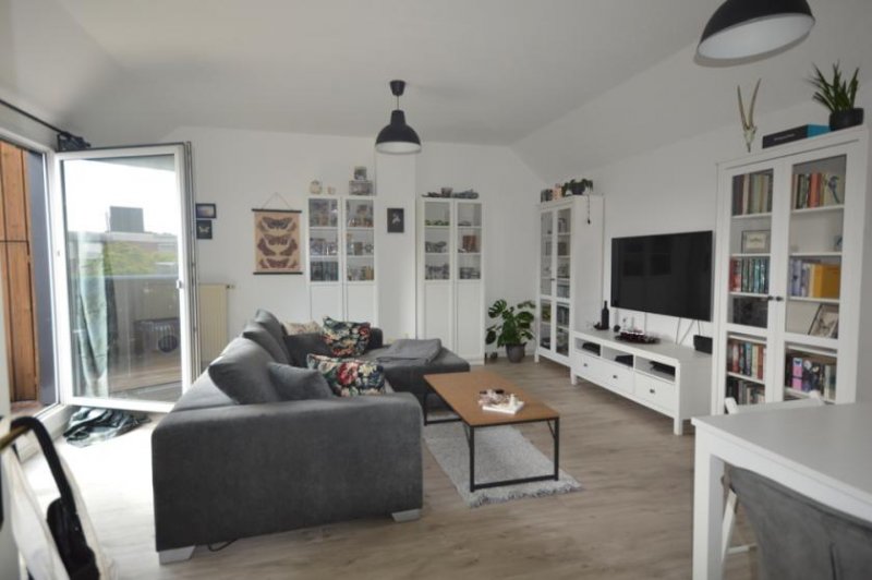 Krefeld Attraktives Immobilienpaket mit 17 Einheiten und 15 TG Stellplätzen. Nachhaltige Rendite von 6%! Gewerbe kaufen