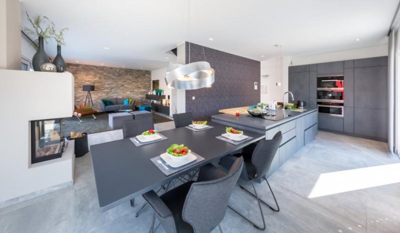 Krefeld Individuell! Liebe bis ins Details! Neue Grundstücke verfügbar! Haus kaufen