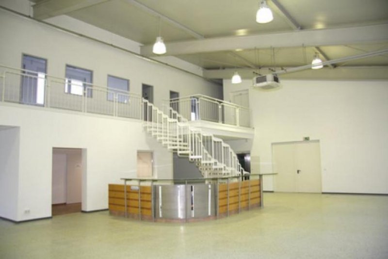 Münster Produktionshalle mit TOP-Anschluss ä ö ü ' ` ´ ß / - á Ä Ö Ü Gewerbe kaufen