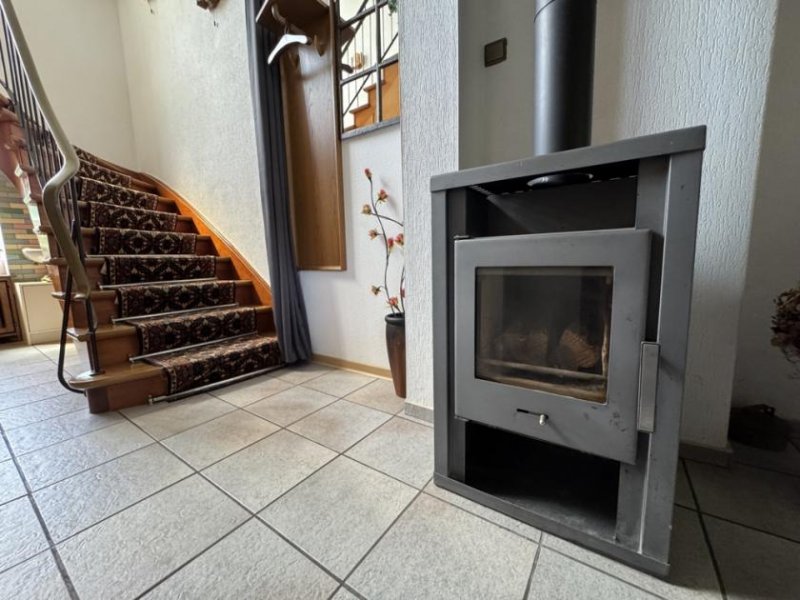 Nordhorn Großes Wohnhaus mit Nebengebäuden - Pferdehaltung möglich. Haus kaufen