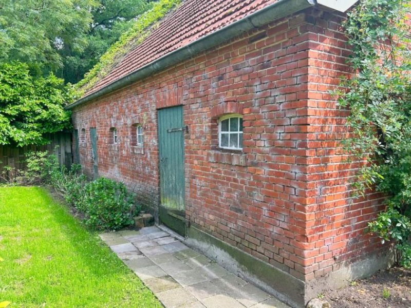 Nordhorn Resthof - 2 Wohneinheiten mit Nebengebäuden - Pferdehaltung möglich. Haus kaufen