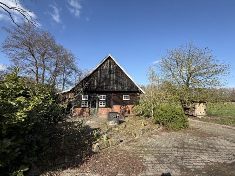 Nordhorn Resthof - 2 Wohneinheiten mit Nebengebäuden - Pferdehaltung möglich. Haus kaufen