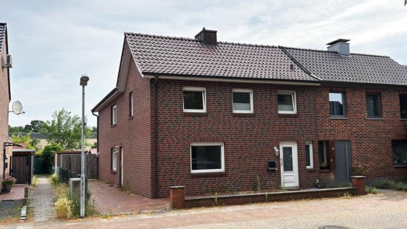 Nordhorn Zwei Wohneinheiten unter einem Dach – vielseitig nutzbares Wohnhaus in Nordhorn Haus kaufen