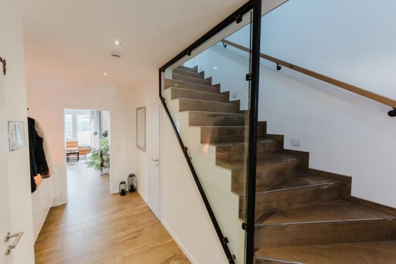 Nordhorn Exklusives Einfamilienhaus mit Einliegerwohnung in Nordhorn – Wohnen am Blankepark Haus kaufen