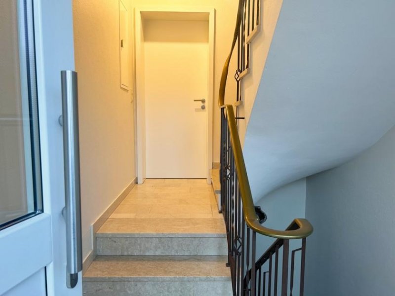 Nordhorn Gepflegtes Zweifamilienhaus mit vermieteter Einheit in Nordhorn Haus kaufen