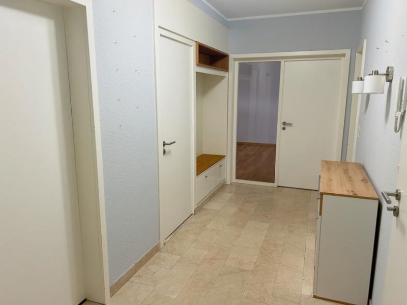 Nordhorn Gepflegtes Zweifamilienhaus mit vermieteter Einheit in Nordhorn Haus kaufen