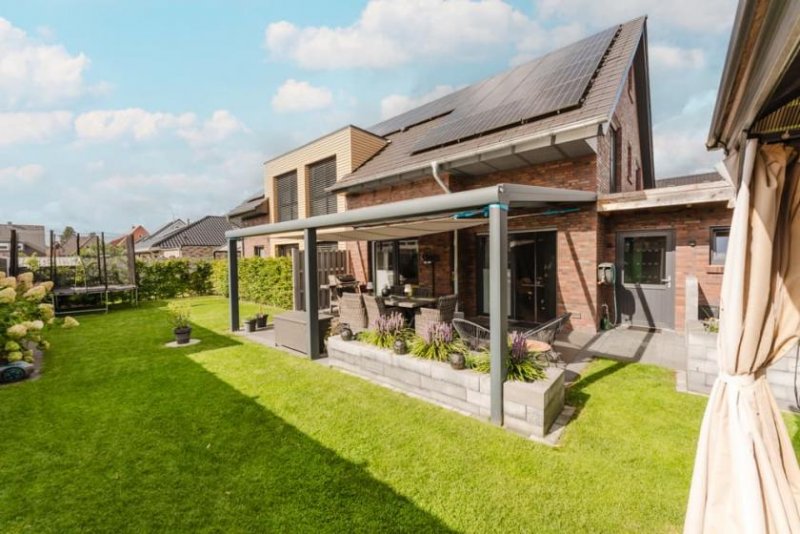 Nordhorn ## RESERVIERT## Exklusives Einfamilienhaus mit Einliegerwohnung in Nordhorn – Wohnen am Blankepark Haus kaufen