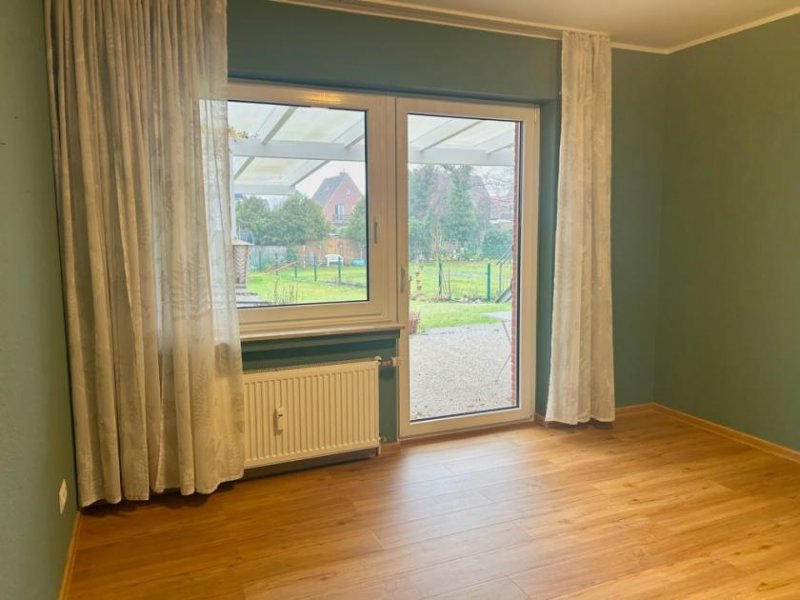 Nordhorn #RESERVIERT# Gepflegtes Zweifamilienhaus mit vermieteter Einheit in Nordhorn Haus kaufen