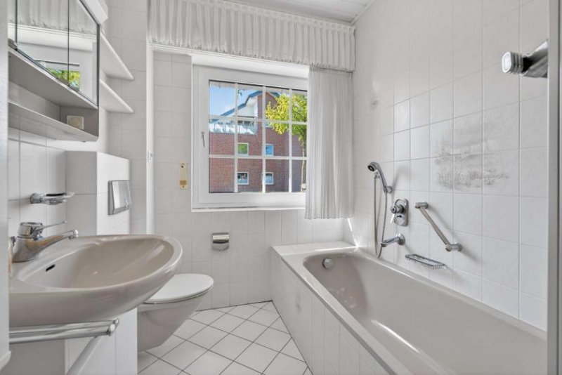 Ibbenbüren Großzügig wohnen – mit Kamin, Garten und ganz viel Freiheit in Ibbenbüren Haus kaufen