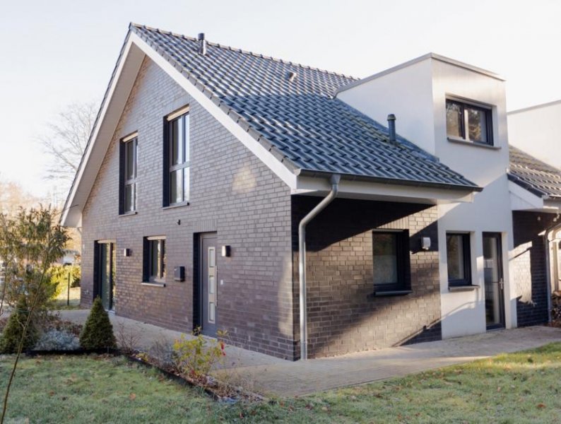 Ibbenbüren Neuwertige Doppelhaushälfte (Bj. 2021) in Sackgassenlage am Waldrand Haus kaufen