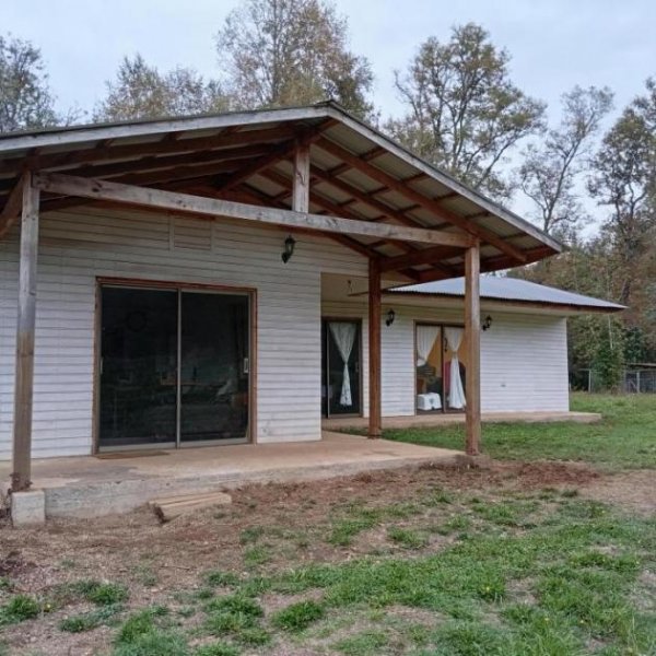 Loncoche 2 Naturgrundstücke mit Häusern und Wasserläufen in Südchile Haus kaufen