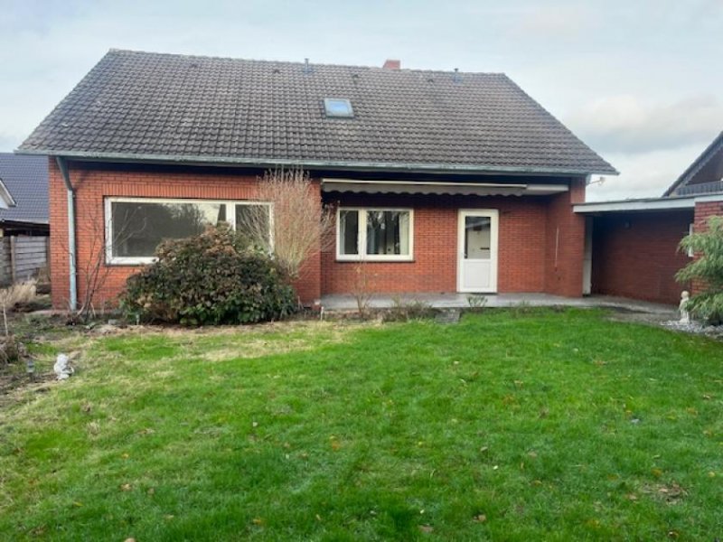 Emlichheim *Familienfreundliches Haus mit Ausbaupotenzial – Großes Grundstück, Garage, Balkon & mehr* Haus kaufen