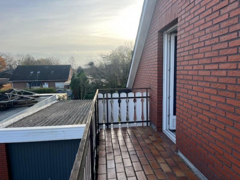 Emlichheim *Familienfreundliches Haus mit Ausbaupotenzial – Großes Grundstück, Garage, Balkon & mehr* Haus kaufen