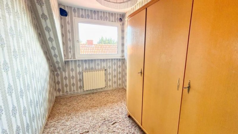 Emlichheim Doppelhaushälfte mit Potenzial, zahlreichen Nutzungsmöglichkeiten und vielfältigen Nebengebäuden Haus kaufen