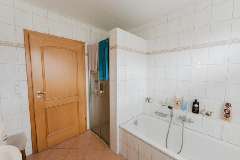 Lage (Landkreis Grafschaft Bentheim) Attraktiver Bungalow in Lage bei Neuenhaus Haus kaufen