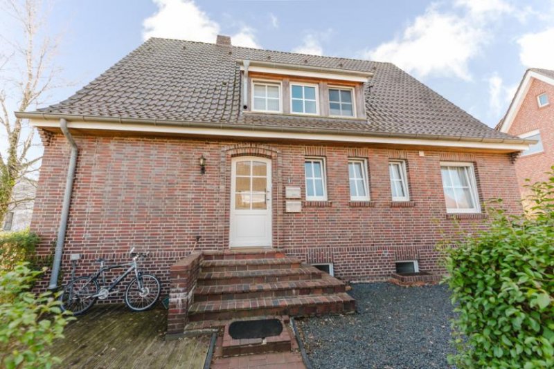 Uelsen Einfamilienhaus mit Einliegerwohnung - Nachbarhaus ebenfalls zu verkaufen Haus kaufen