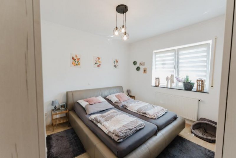Uelsen Gepflegter Bungalow mit Garage und großzügigem Garten Haus kaufen