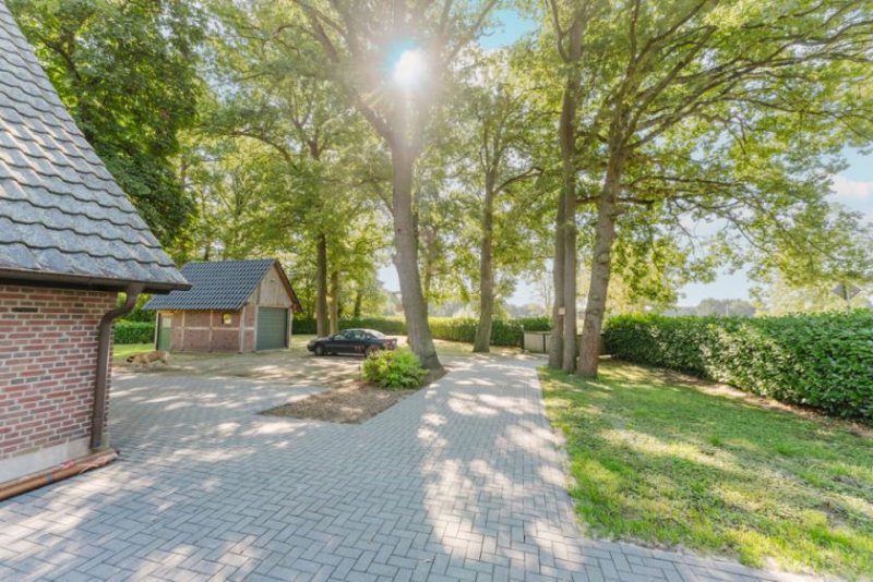 Hoogstede Repräsentative Landhausvilla mit weitläufigem Anwesen von rund 2,17 ha in Hoogstede Haus kaufen