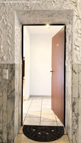 Bergheim 3-Zimmer EG-Wohnung mit Terrasse und hoher Mietrendite zu verkaufen Wohnung kaufen