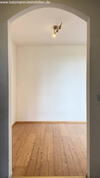 Bergheim 3-Zimmer EG-Wohnung mit Terrasse und hoher Mietrendite zu verkaufen Wohnung kaufen