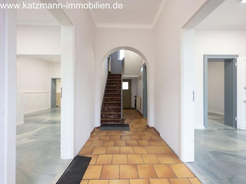 Kerpen Büro-/Wohnhaus inkl. Anbau u. großen Innenhof zu verkaufen Gewerbe kaufen