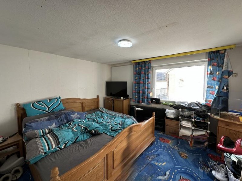 Kerpen CITYHOUSE: Ohne Käuferprovision! Wohn- und Geschäftshaus mit Postfiliale, Western Union & Kiosk! Haus kaufen