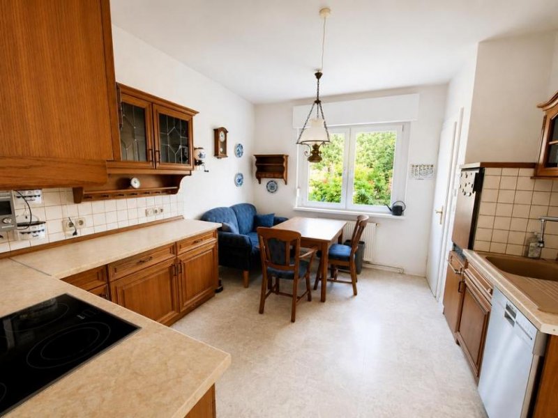 Frechen CITYHOUSE: Schöne Doppelhaushälfte mit Keller, Garten, Garage in bevorzugter Wohnlage Haus kaufen