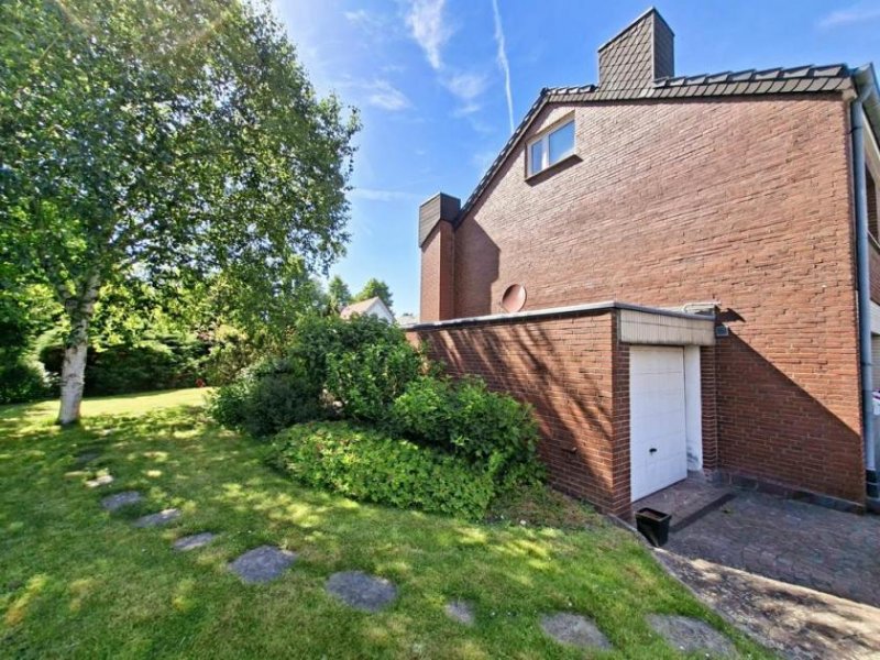 Pulheim CITYHOUSE: Schöne, gepflegte Doppelhaushälfte, mit großem Garten, Kamin, Garage und Stellplatz Haus kaufen