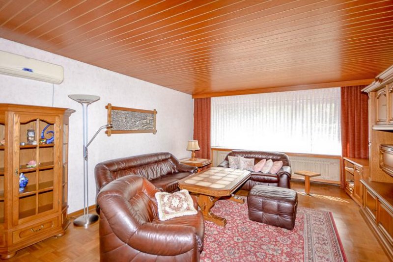 Brühl BADORF: Freistehender Bungalow in Waldnähe mit schönem Grundstück Haus kaufen