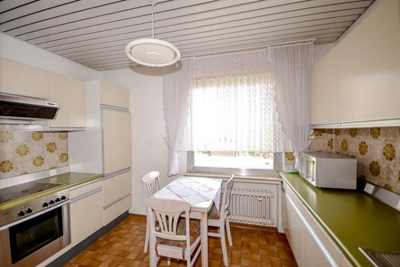 Brühl BADORF: Freistehender Bungalow in Waldnähe mit schönem Grundstück Haus kaufen